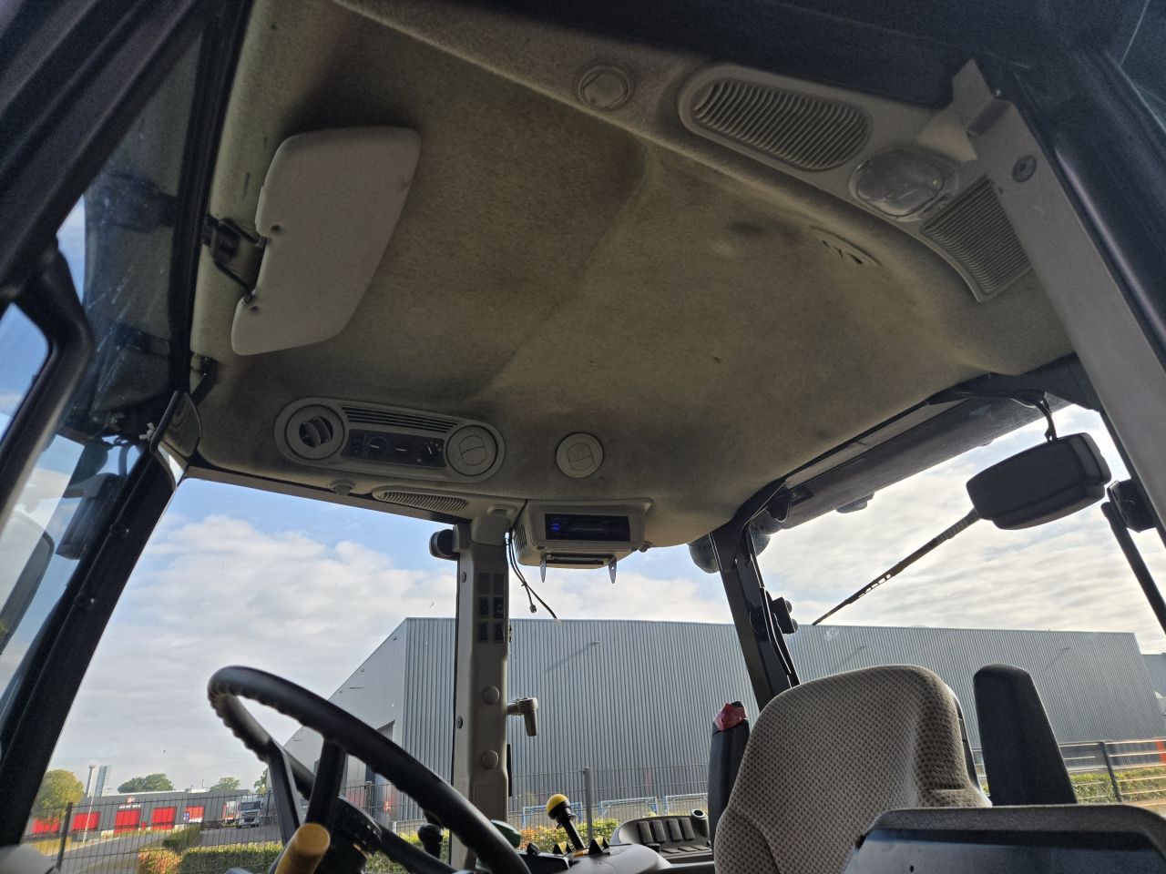 2015 John Deere 5100 M airco front hef en aftakas 40KMH 100 PK
