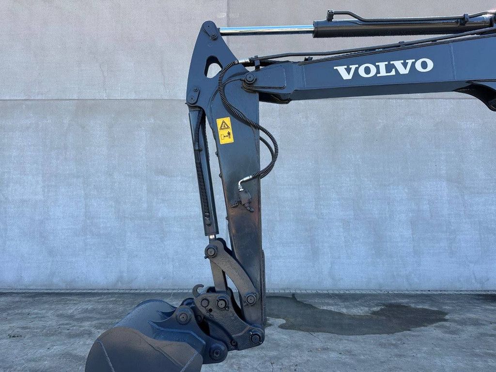 Volvo EC60C Diesel-Raupenbagger 2012