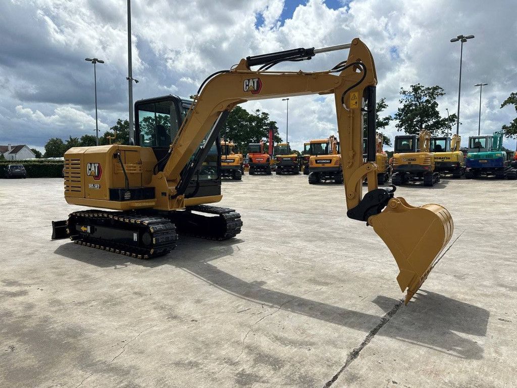 Raupenbagger Caterpillar 305.5E2 Diesel 2017