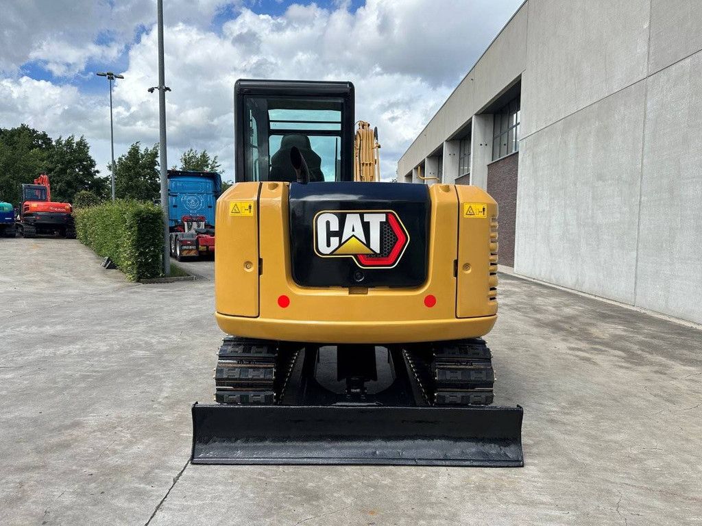 Raupenbagger Caterpillar 305.5E2 Diesel 2017