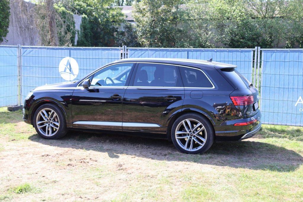 SUV Audi Q7 Elektro+Diesel 369 PS 2018