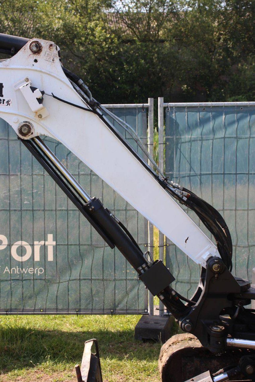 Rupsgraafmachine Bobcat E32 Diesel 24kW 2016
