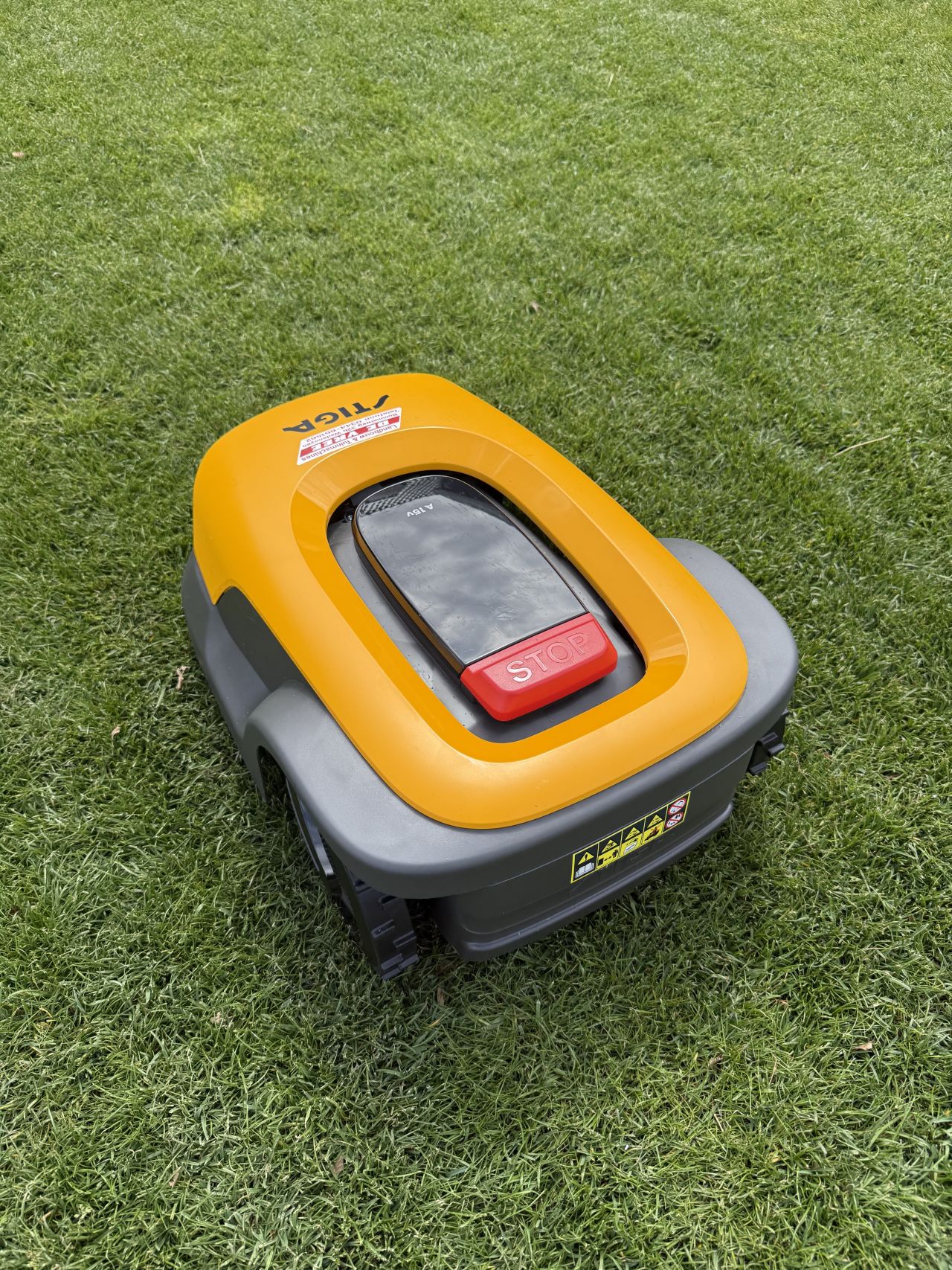 Stiga a15v robotmaaier 1500m2 draadloos actie!