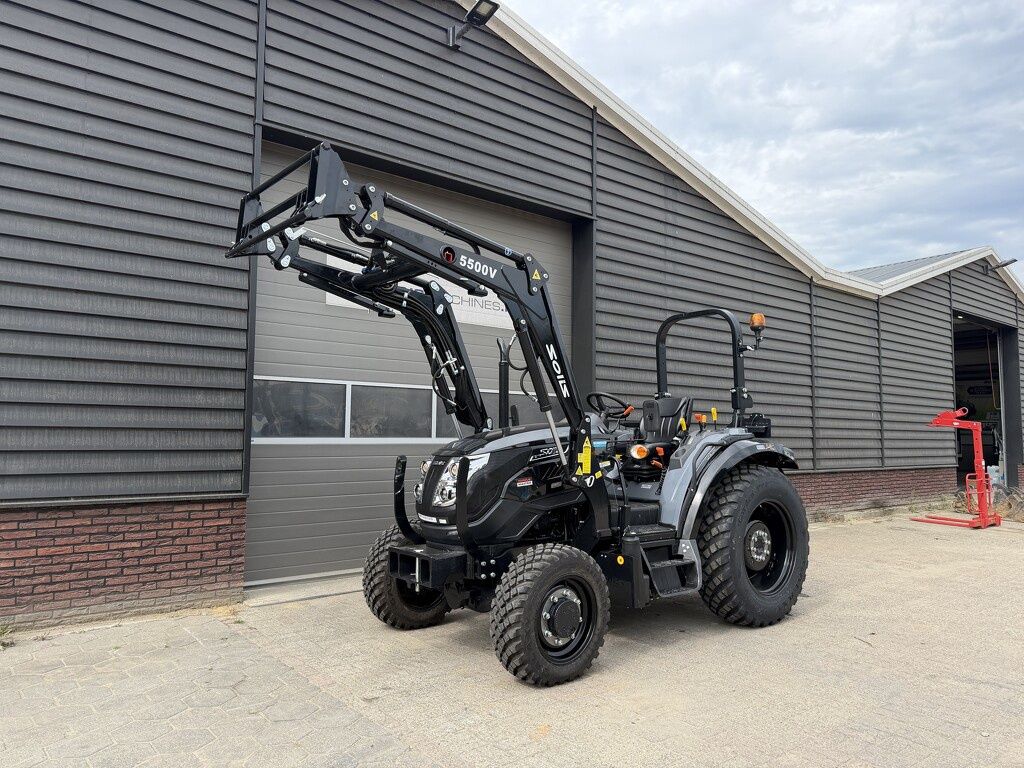 Solis S50 shuttle compact tractor NIEUW galaxy banden optie frontlader