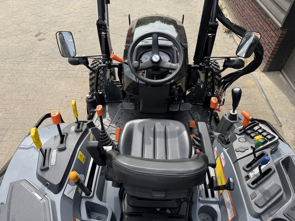 Solis S50 shuttle compact tractor NIEUW galaxy banden optie frontlader