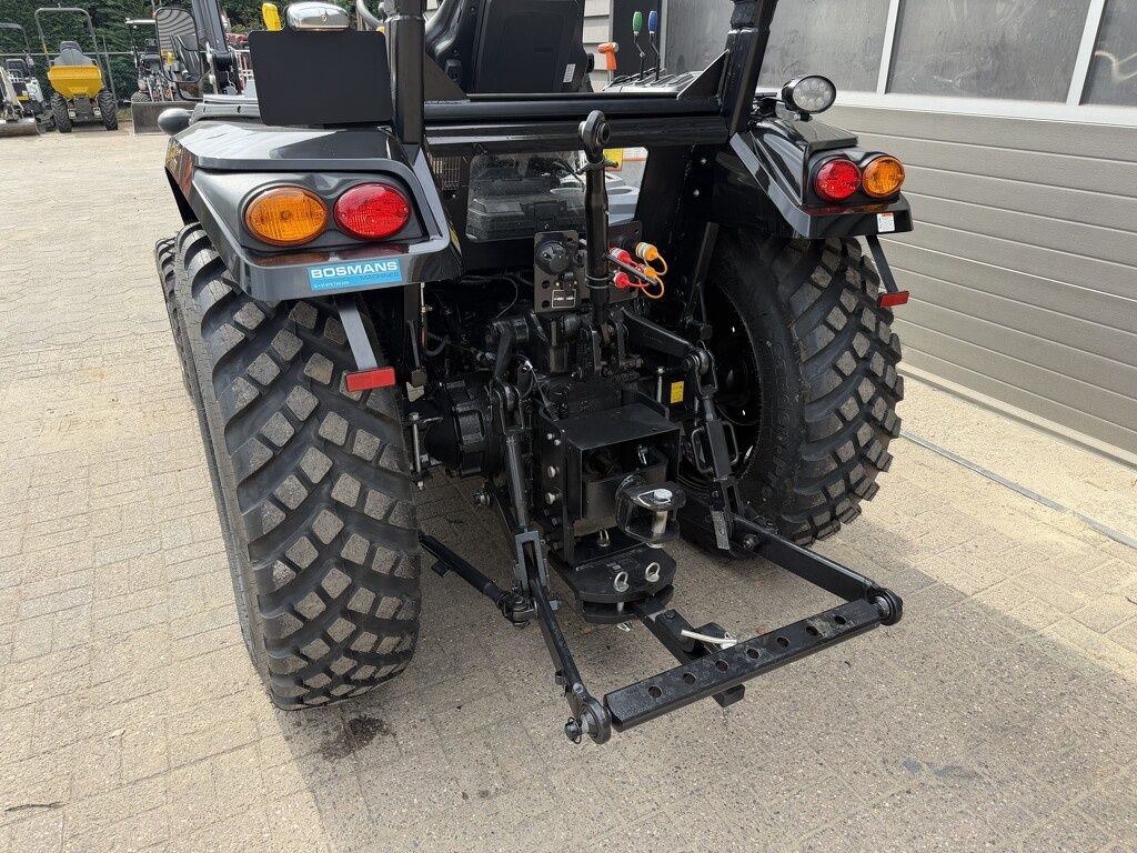 Solis S50 shuttle compact tractor NIEUW galaxy banden optie frontlader