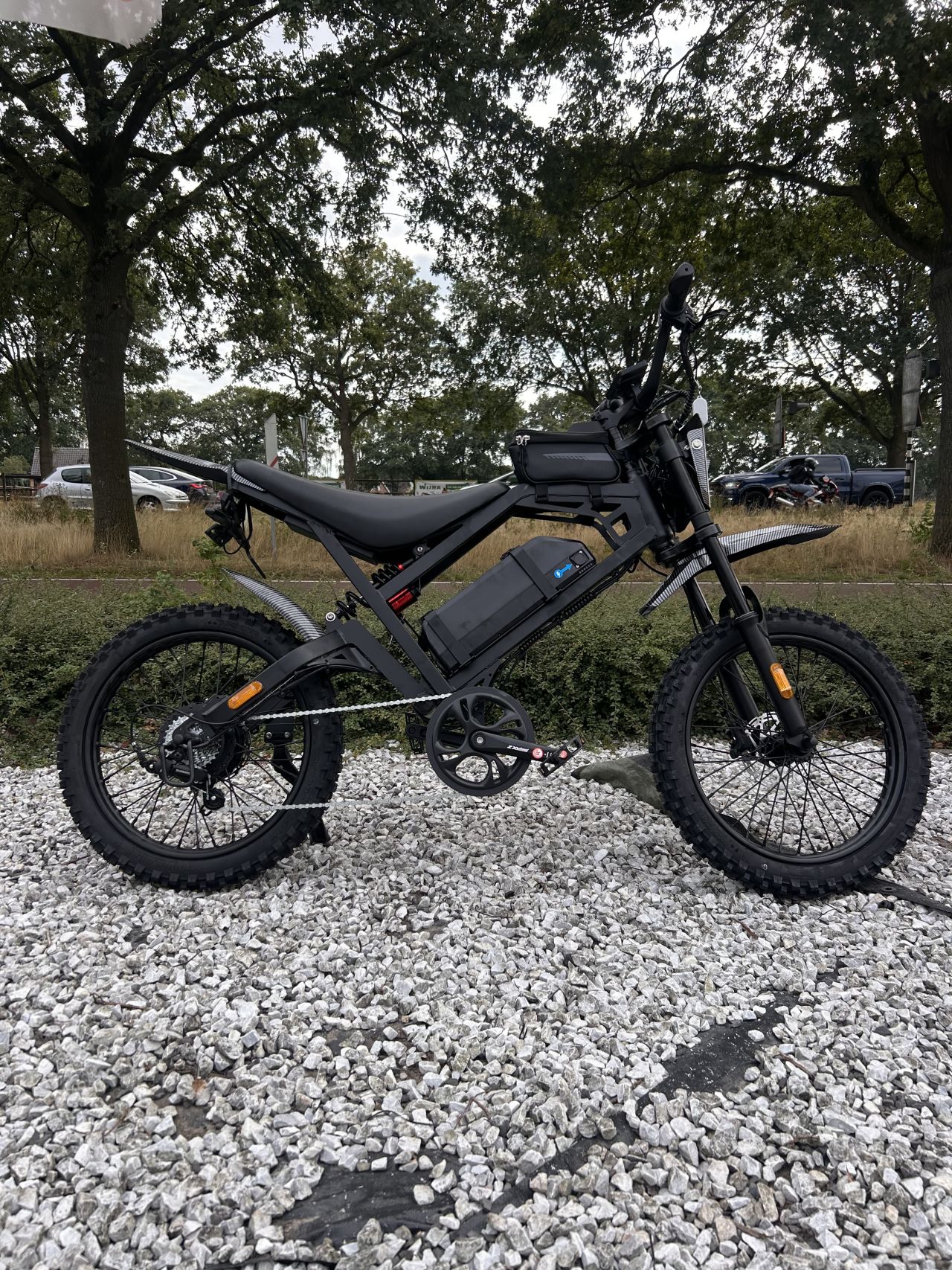 QM V20 Cross Skinnybike – Zwart – Full Option Ebike Fatbike