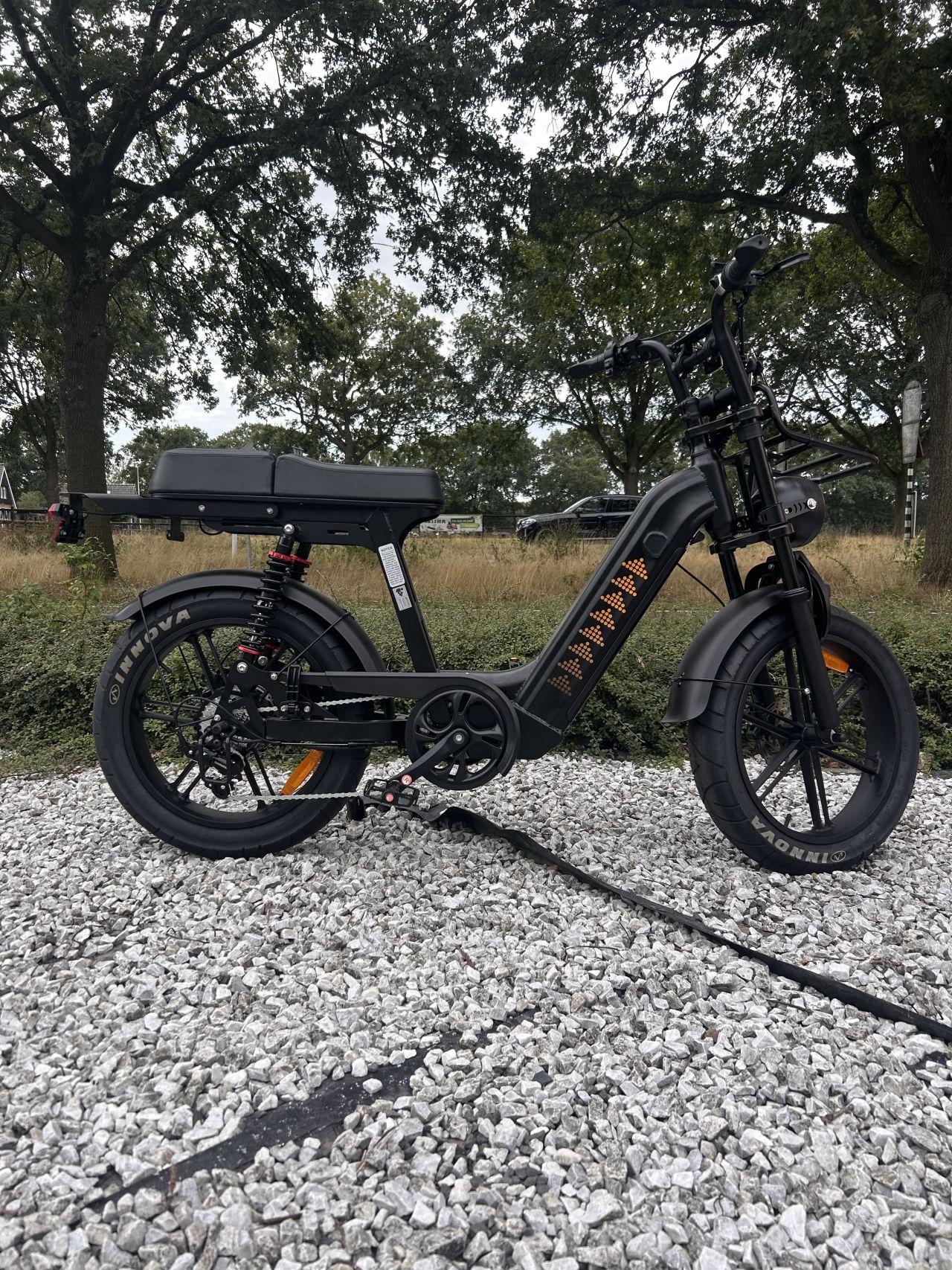 QM D50 Elektrische Fatbike – Zwart – Full Option Ebike Fatbike