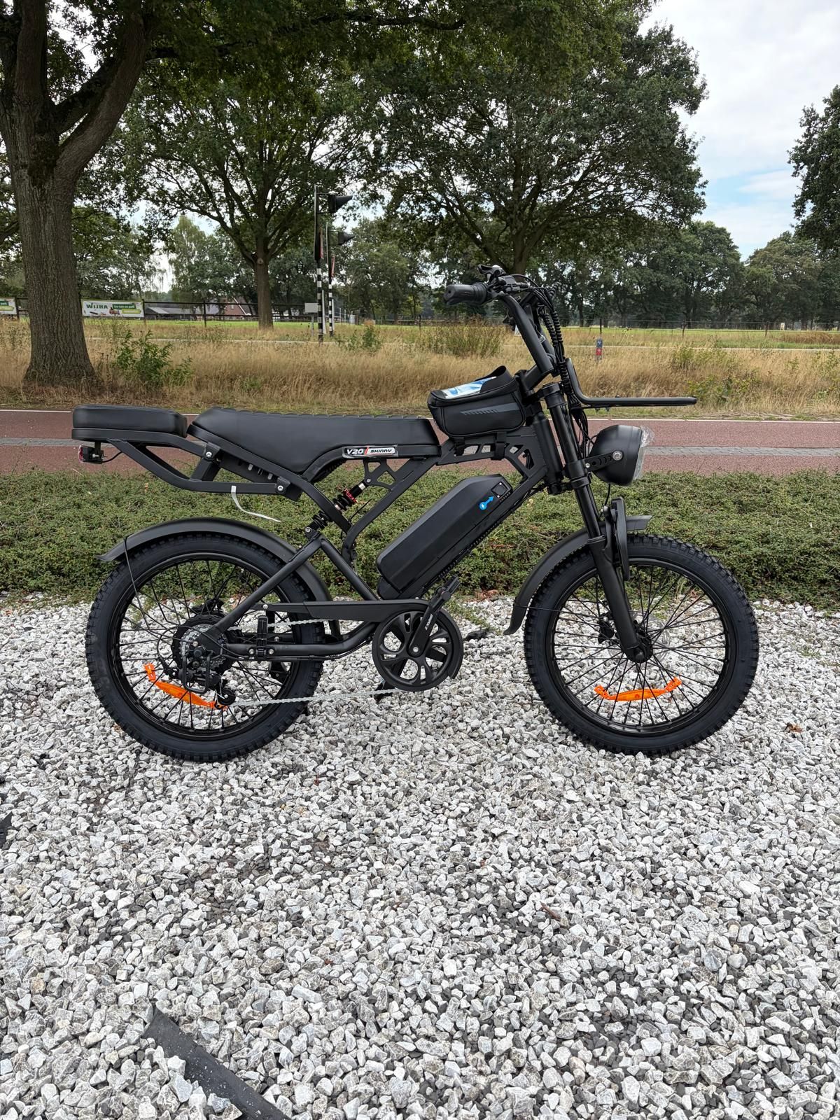 QM V20 Pro Skinnybike – Zwart– Full Option Ebike Fatbike
