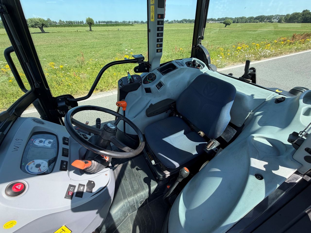 New-Holland T4.100F