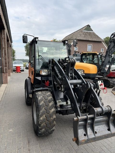 Giant Doosan / Develon G5000 DL80