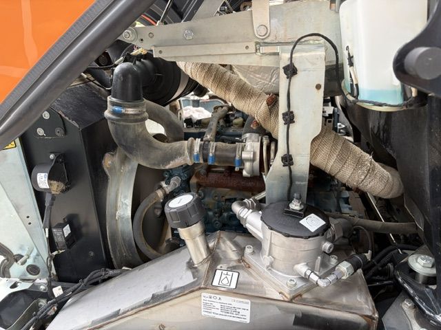 Giant Doosan / Develon G5000 DL80