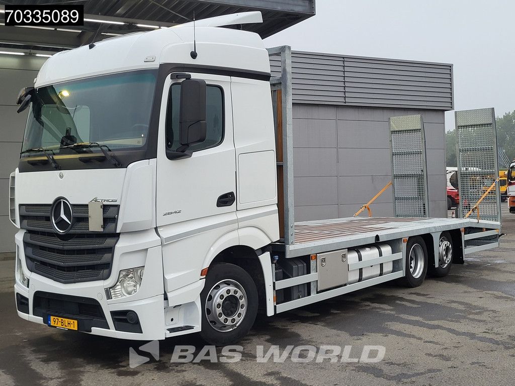 Mercedes Actros 2642 6X2 Machine transporter Hydraulic ramps Automatic Euro 6