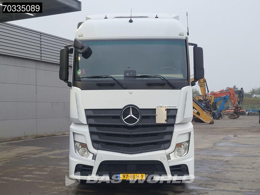 Mercedes Actros 2642 6X2 Machine transporter Hydraulic ramps Automatic Euro 6