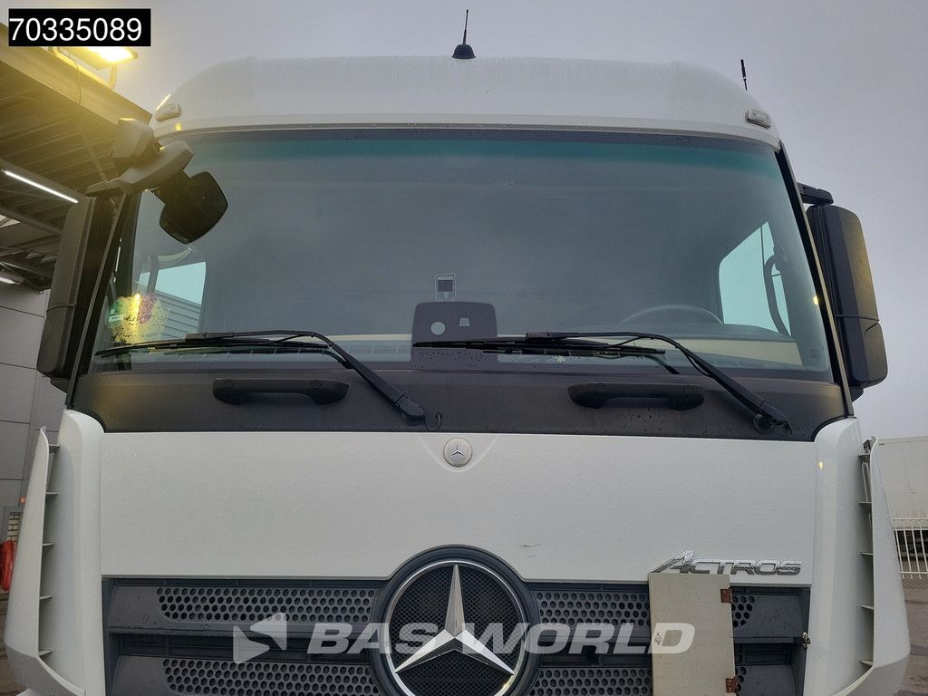 Mercedes Actros 2642 6X2 Machine transporter Hydraulic ramps Automatic Euro 6
