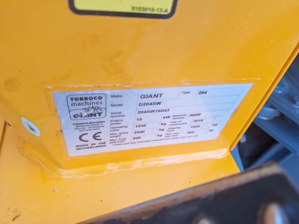 Giant D204SW