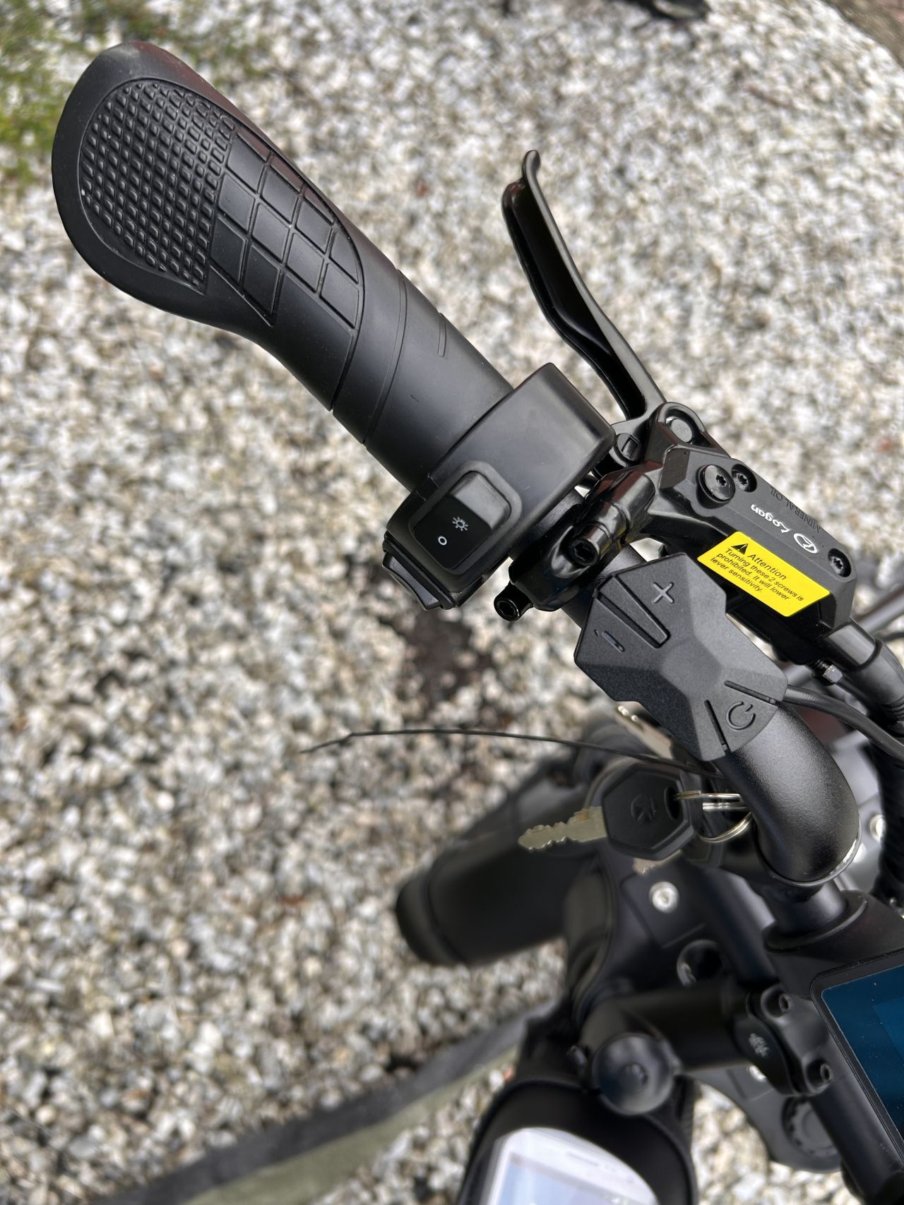 QM V20 Pro Luxury – Zwart – Full Option Fatbike Ebike