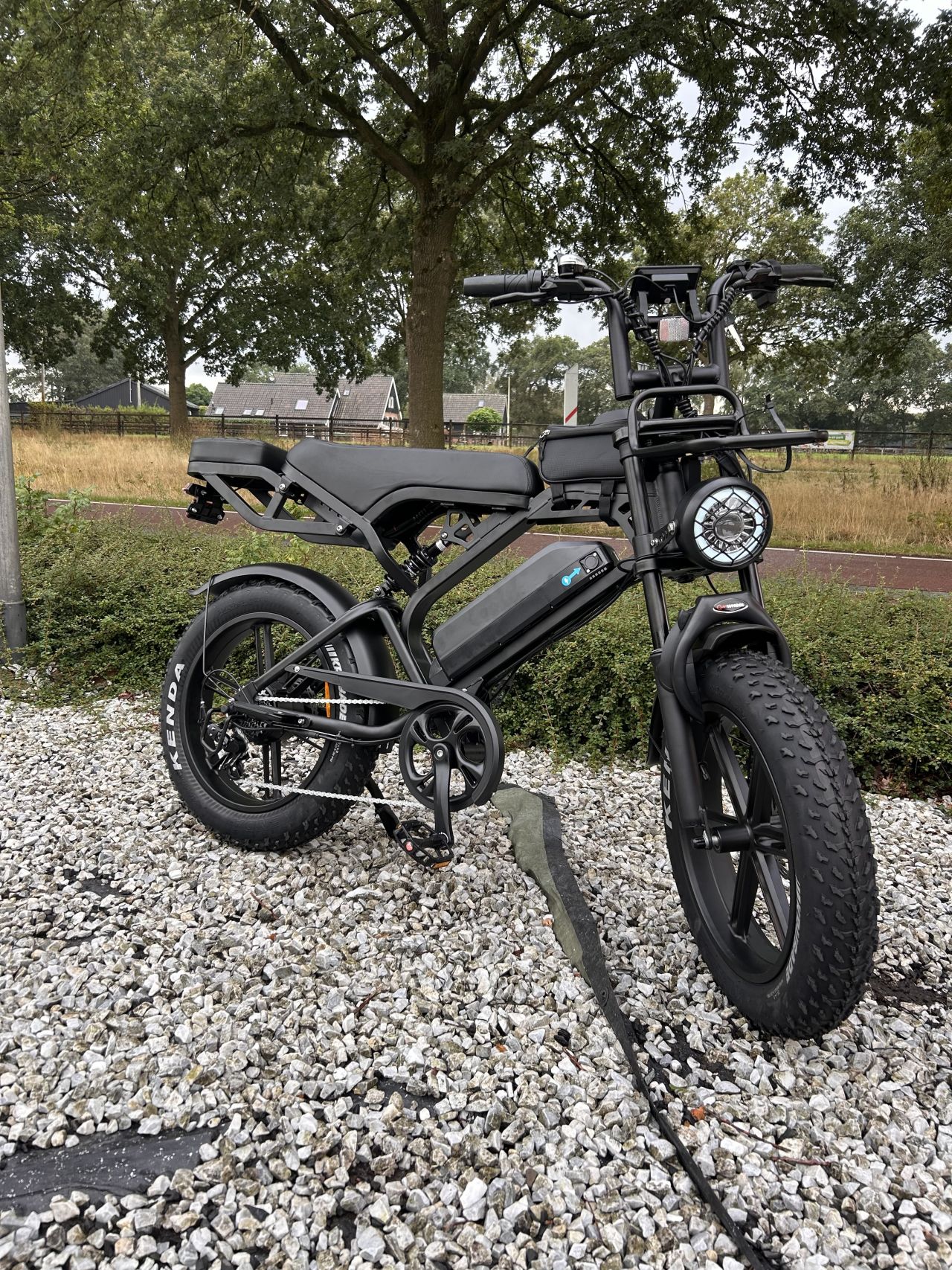 QM V20 Pro Luxury – Zwart – Full Option Fatbike Ebike