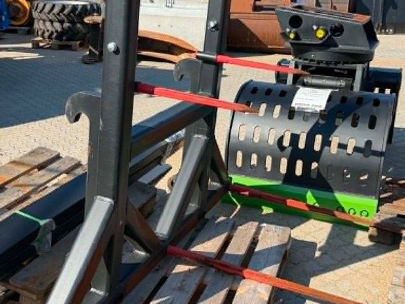 MO Implements Storballegrab 2m fast bund (Volvo BM)