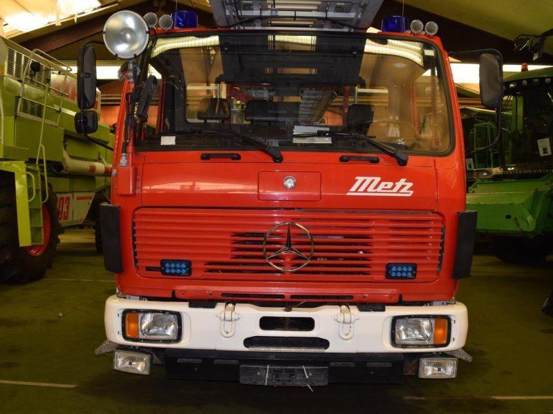 Mercedes-Benz 1422 F 4x2 DLK 23 12 Drehleiter