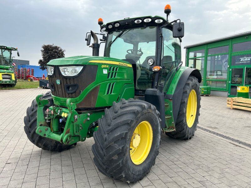 John Deere 6125R