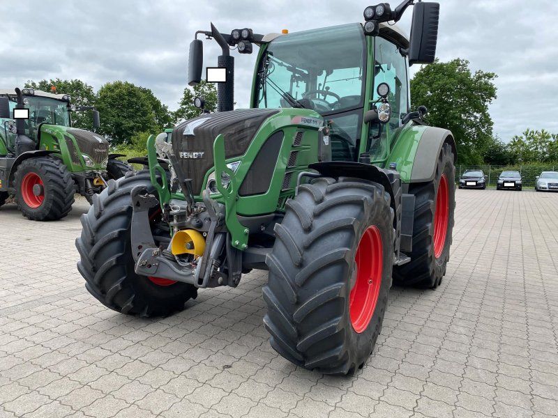 Fendt 516 Vario SCR Profi