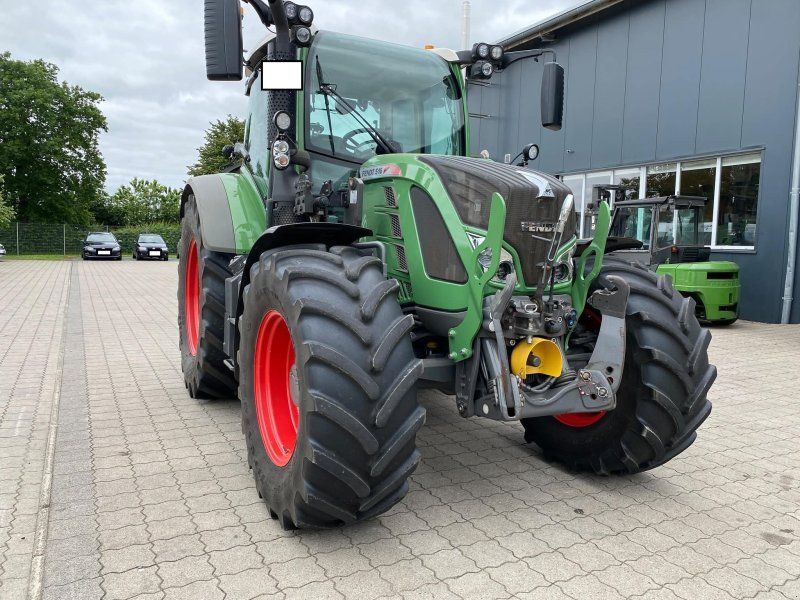 Fendt 516 Vario SCR Profi