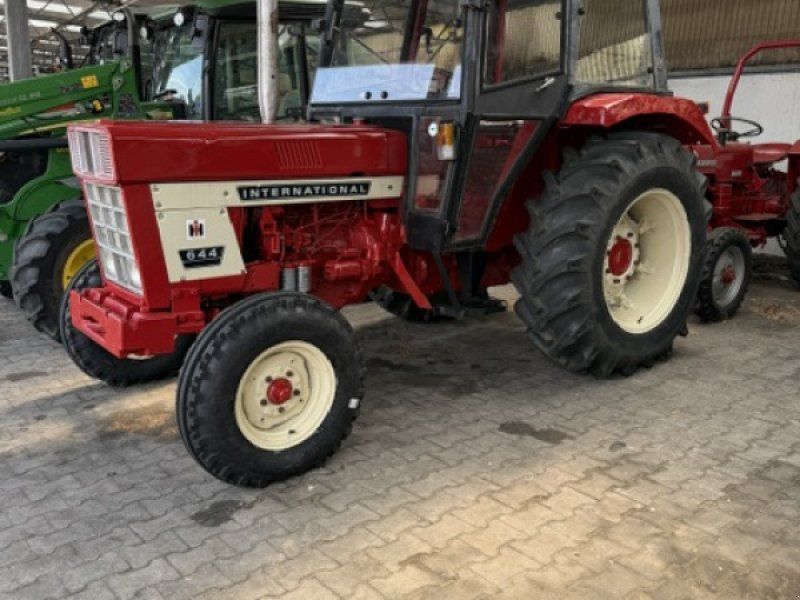 Case IH 644