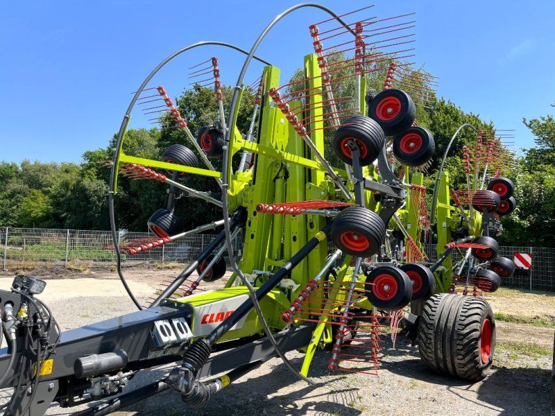 Claas LINER 4800 BUSINESS PRO, 6-Rad-Fahrwerk