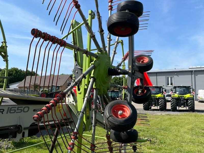 Claas LINER 1650 TWIN, 6-Rad-Fahrwerk