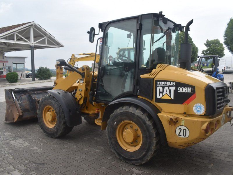 Caterpillar 906H² mit Straßenzulassung