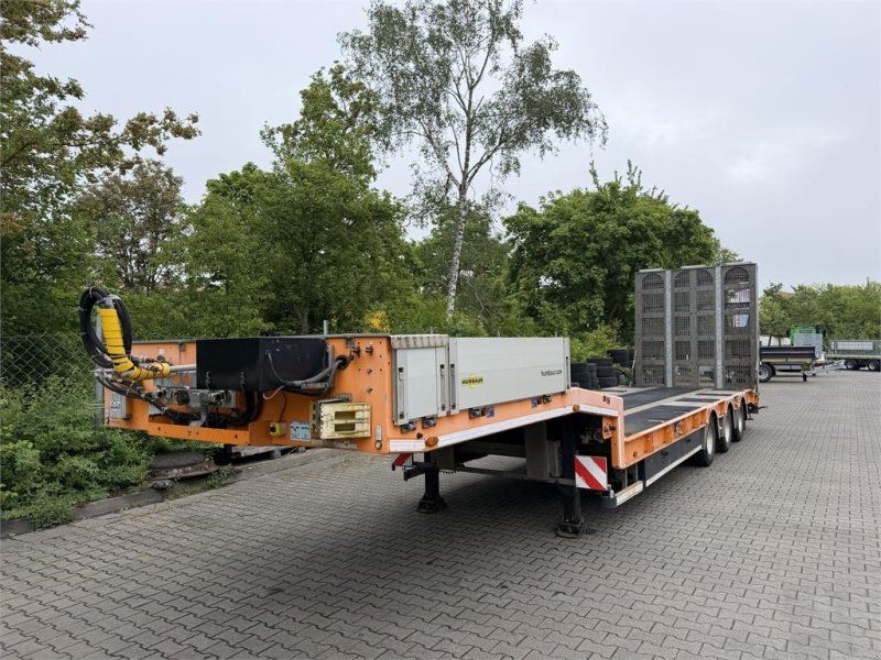 Humbaur HTS30 3 Achs Sattel, neuwertig