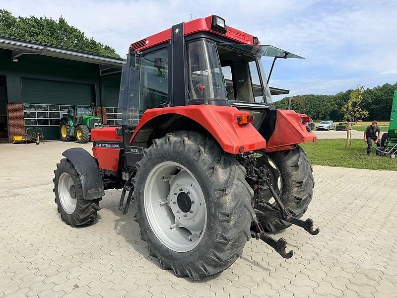 Case IH 745 XL