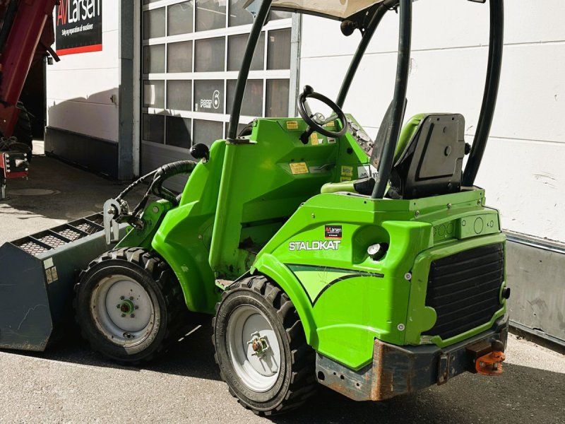 Avant R28