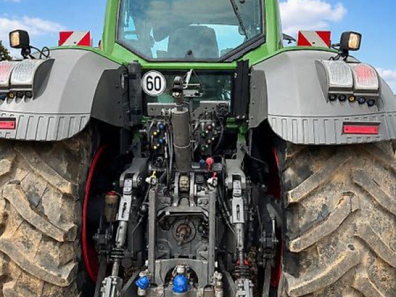 Fendt 828 VARIO S4 Profi Plus
