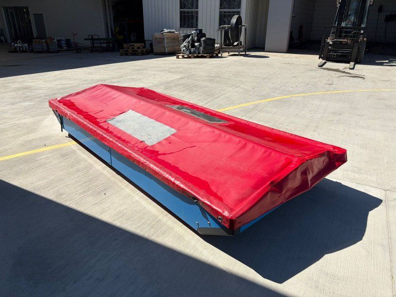 Lemken Behälteraufsatz Tauri 850 l mit Behälterdeckel