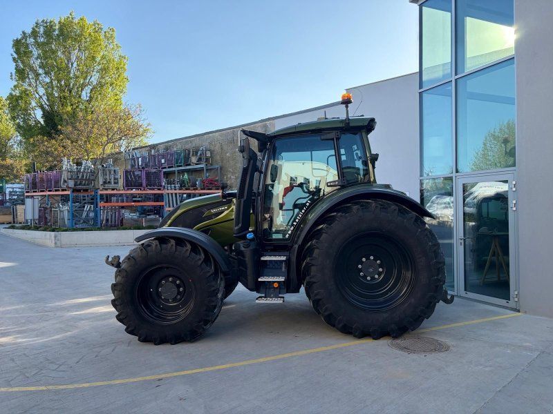 Valtra N175