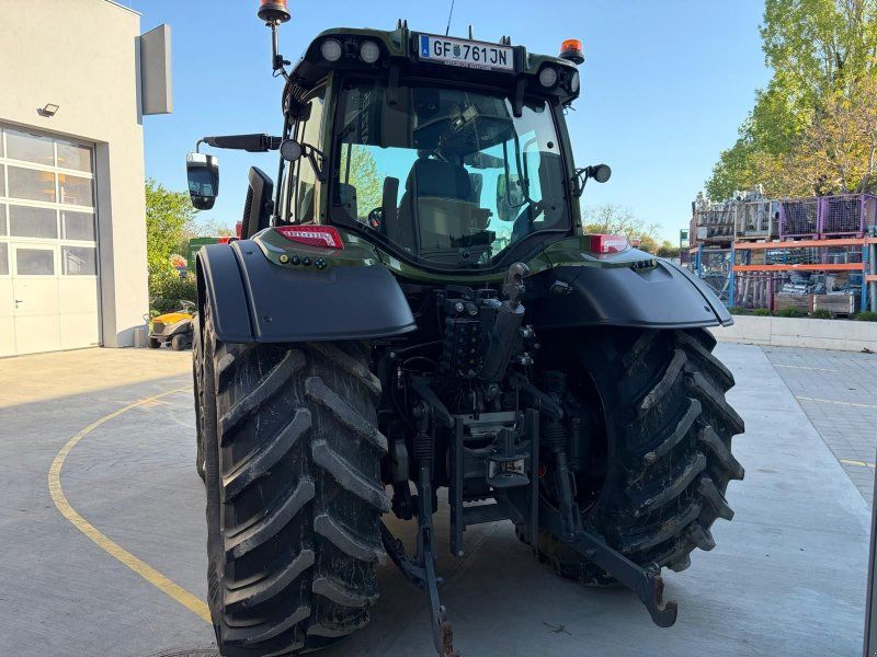 Valtra N175