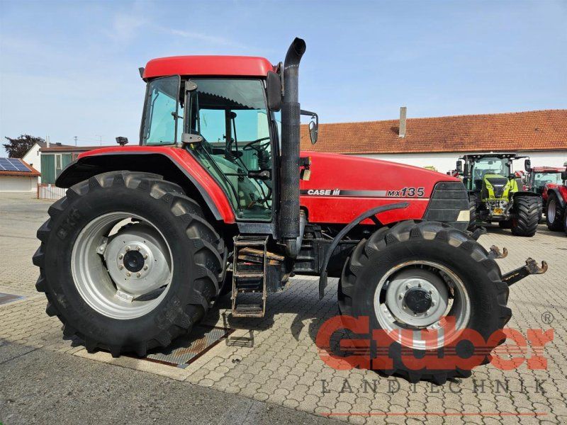 Case IH MX 135