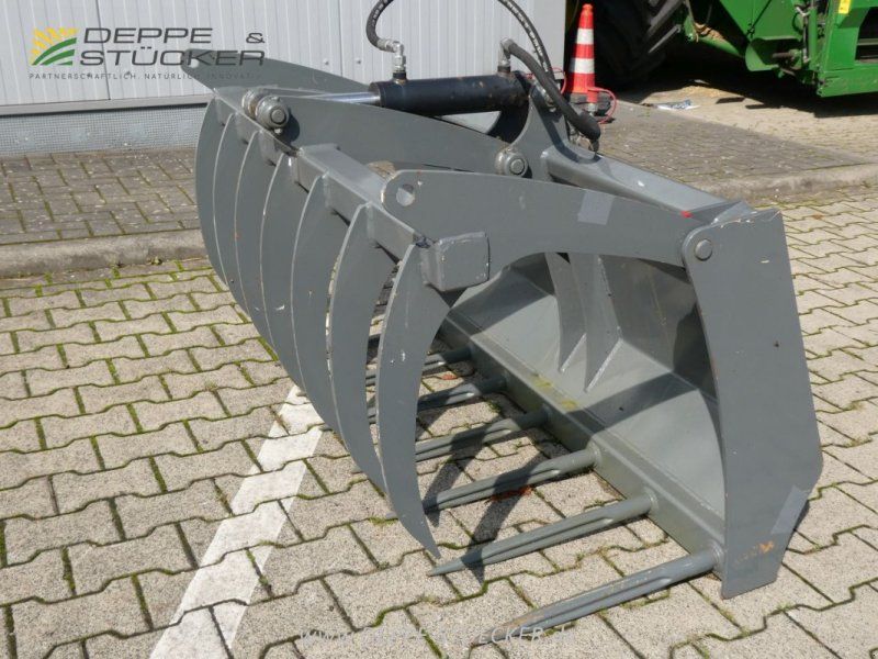Kramer Dunggabel mit Niederhalter