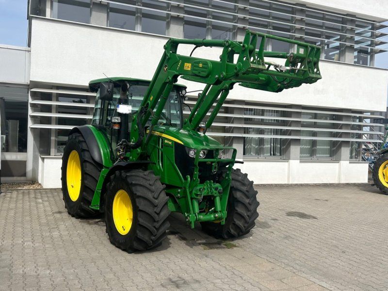 John Deere 6100MC