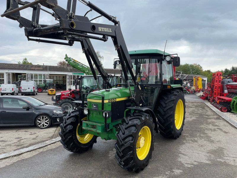 John Deere 2650 SGII Stoll Robust
