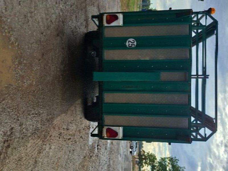 XR8390BG