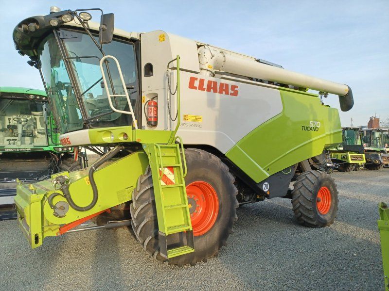 Claas Tucano 570