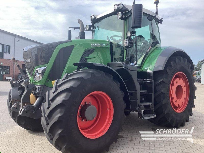 Fendt 828 VARIO S4 PROFI PLUS