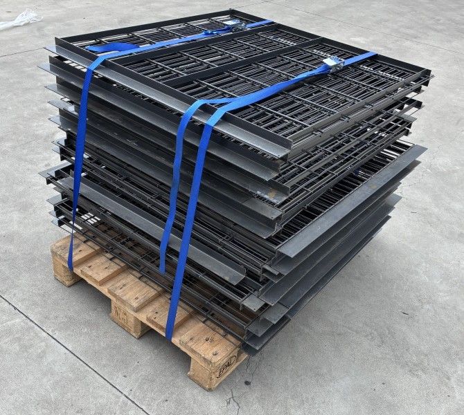 Zerlegtes Palettenregal