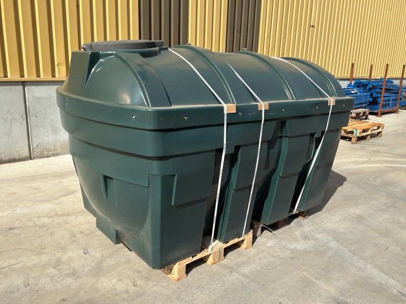 Deso H2500 Horizontale opslagtank