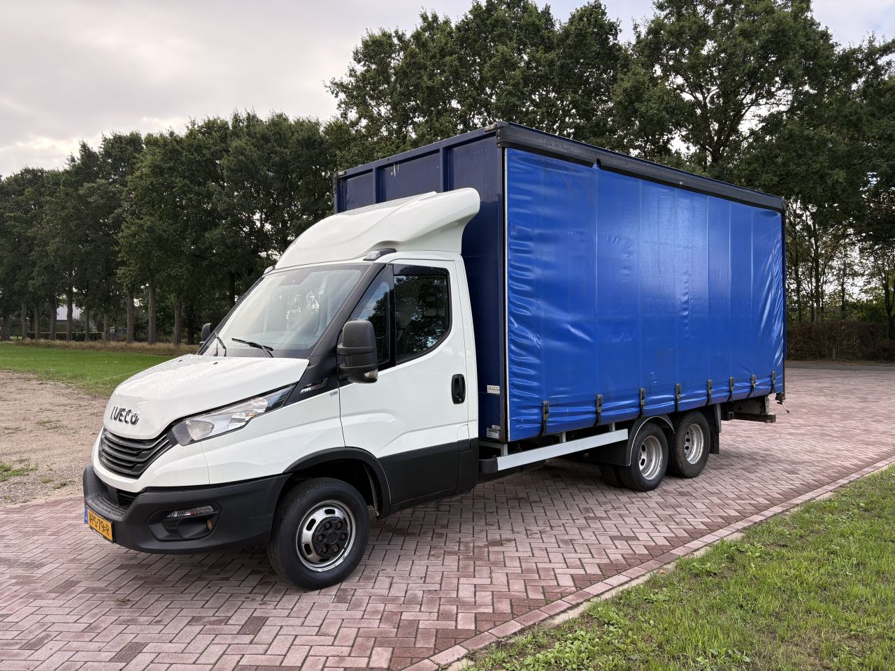 Be trekker IVECO Daily 40C18 schuifzeilen Clixtar