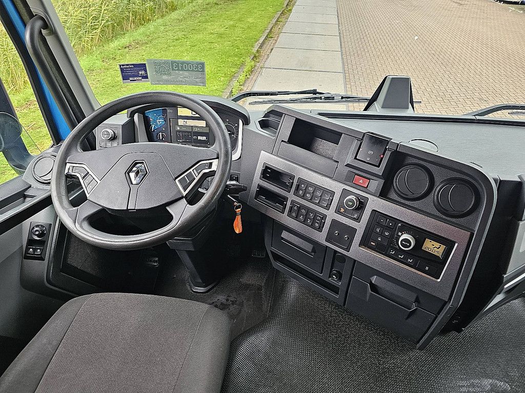 RENAULT T 440