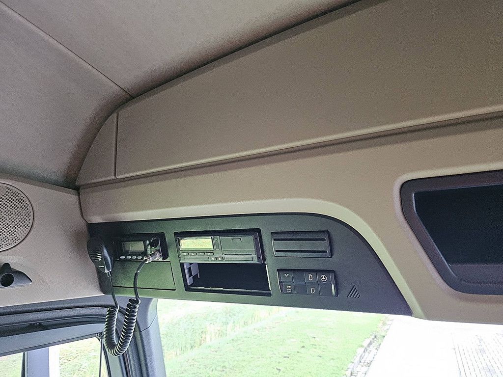 MERCEDES-BENZ ACTROS 1836